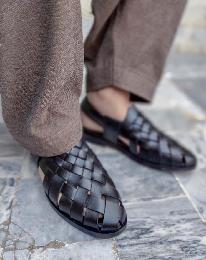 Woven Black Chappal _sku 767